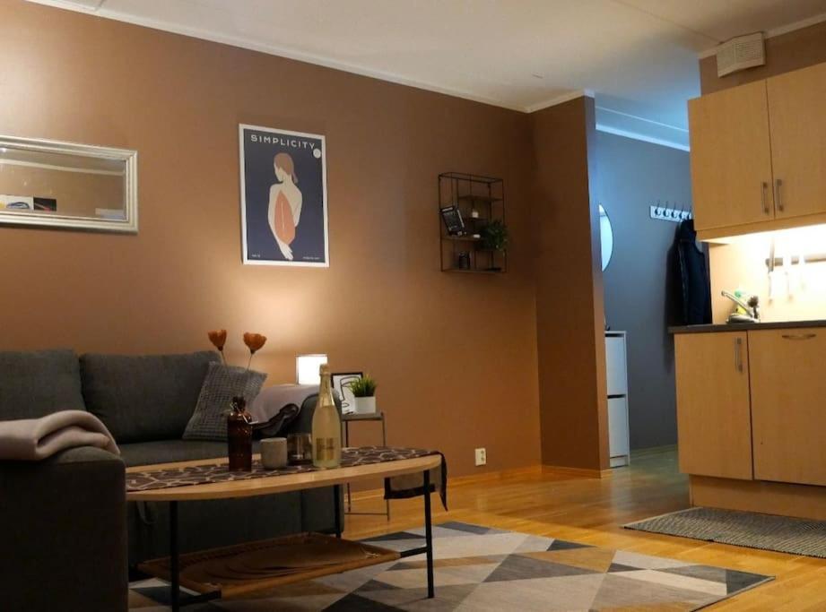 Modern And Central Apartment - Solsiden Trondheim - Up To 6 People Eksteriør billede